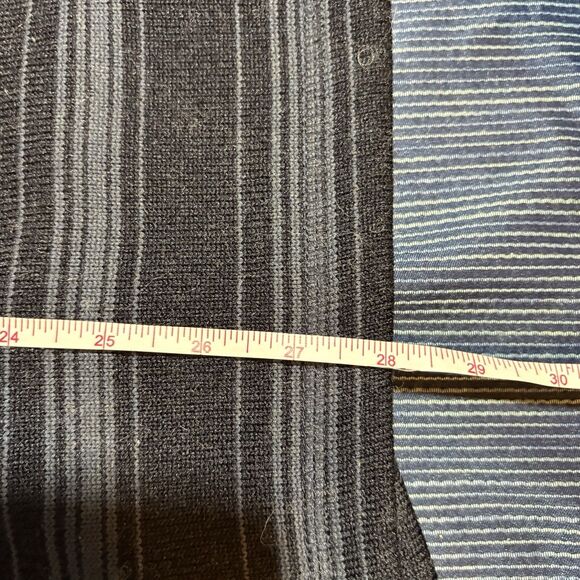 Eddie Bauer Mens Sweater L Black Gray Stripe Crewneck Pullover Casual Workwear - Picture 6 of 7